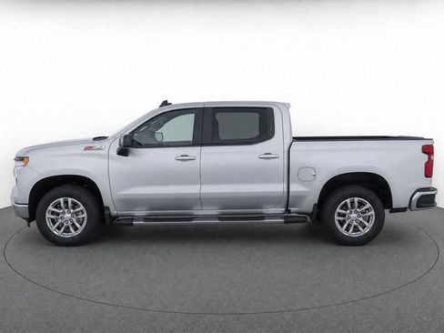 Used 2021 Chevrolet Silverado 1500 RST w/ Convenience Package II AWD/4WD image 3