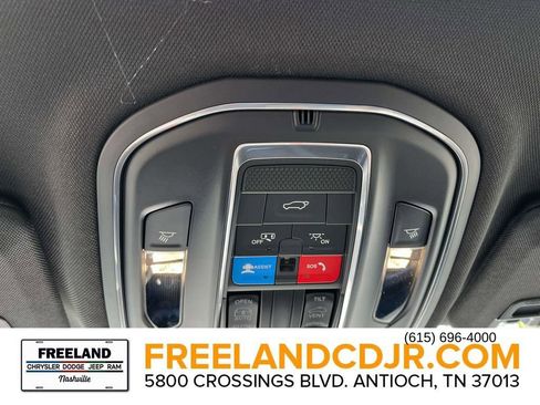 New 2025 Jeep Grand Cherokee Altitude w/ Trailer Tow Package AWD/4WD image 14