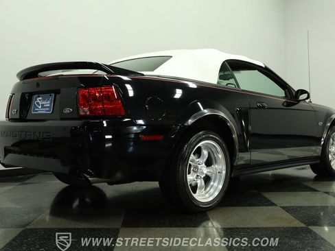 Used 2000 Ford Mustang GT RWD image 26