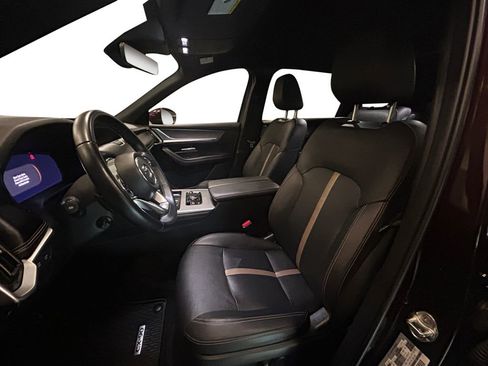 Used 2024 MAZDA CX-90 3.3 Turbo S w/ Premium Package image 9