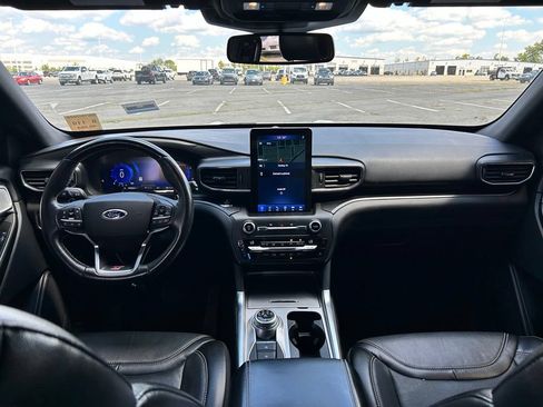 Used 2020 Ford Explorer ST w/ ST Street Pack AWD/4WD image 18
