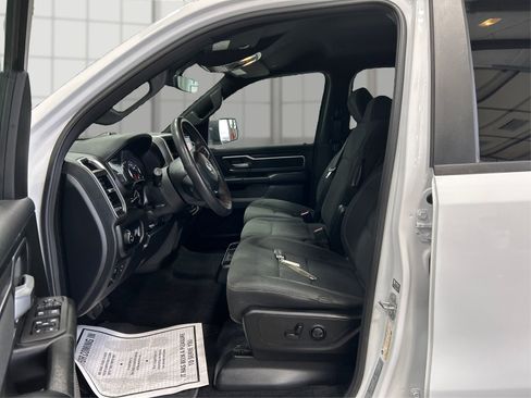 Used 2025 RAM 1500 Big Horn AWD/4WD image 9