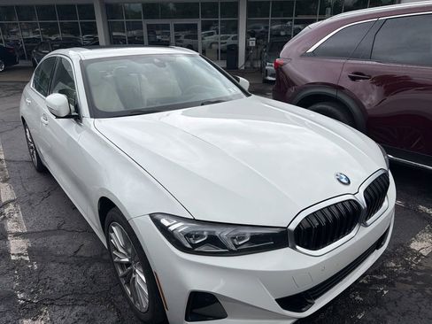 Used 2023 BMW 330i xDrive Sedan w/ Driving Assistance Package AWD/4WD image 2