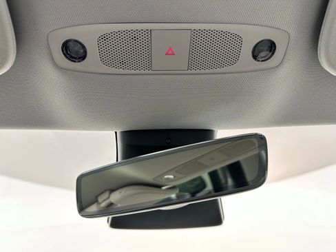 Used 2021 Tesla Model 3 Performance image 36