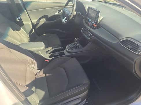 Used 2018 Hyundai Elantra GT w/ Style Package 02 image 14