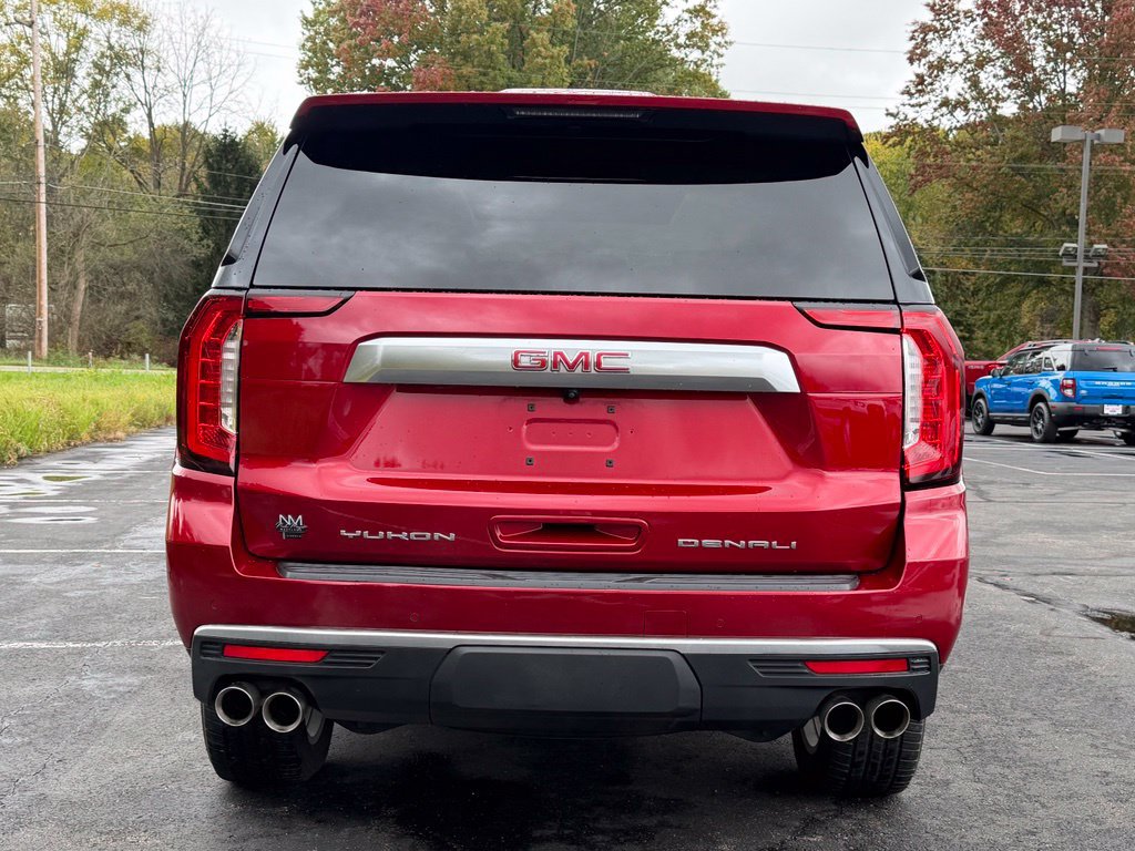 Used 2022 GMC Yukon Denali AWD/4WD image 7