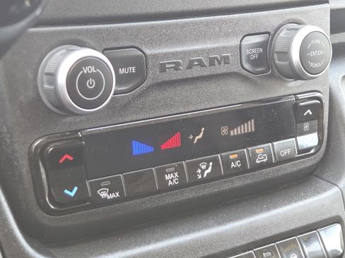 Used 2023 RAM ProMaster 2500 FWD image 27