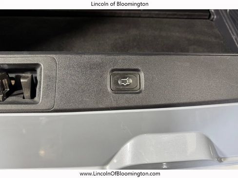 Used 2025 Ford Expedition Tremor AWD/4WD image 18