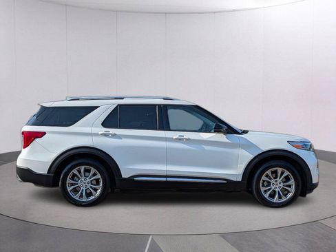 Used 2021 Ford Explorer Limited w/ Equipment Group 301A RWD image 7