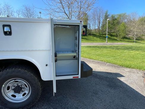 New 2026 Ford F350 XL w/ XL Off-Road Package AWD/4WD image 27