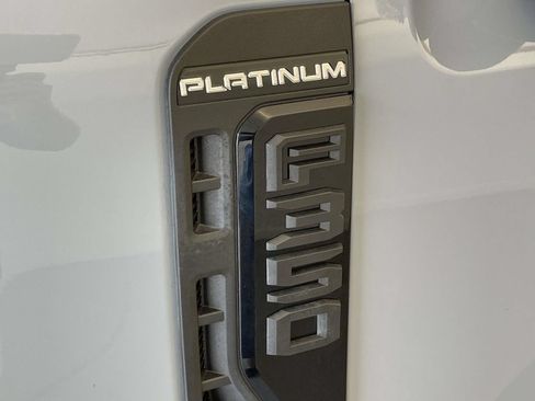 Used 2025 Ford F350 Platinum AWD/4WD image 11
