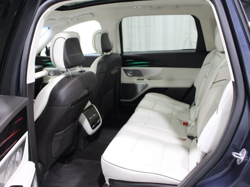 Used 2024 Lincoln Nautilus Black Label AWD/4WD image 23