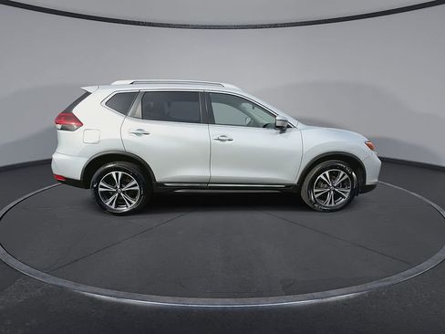 Used 2018 Nissan Rogue SL AWD/4WD image 9