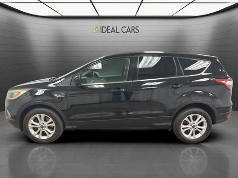 Used 2017 Ford Escape SE AWD/4WD image 8
