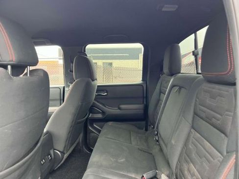 Used 2022 Nissan Frontier PRO-4X image 13