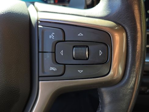 Used 2023 Chevrolet Silverado 1500 High Country w/ High Country Premium Package AWD/4WD image 25