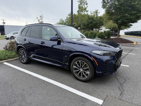 Used 2026 BMW X5 xDrive50e w/ M Sport Package AWD/4WD image 2