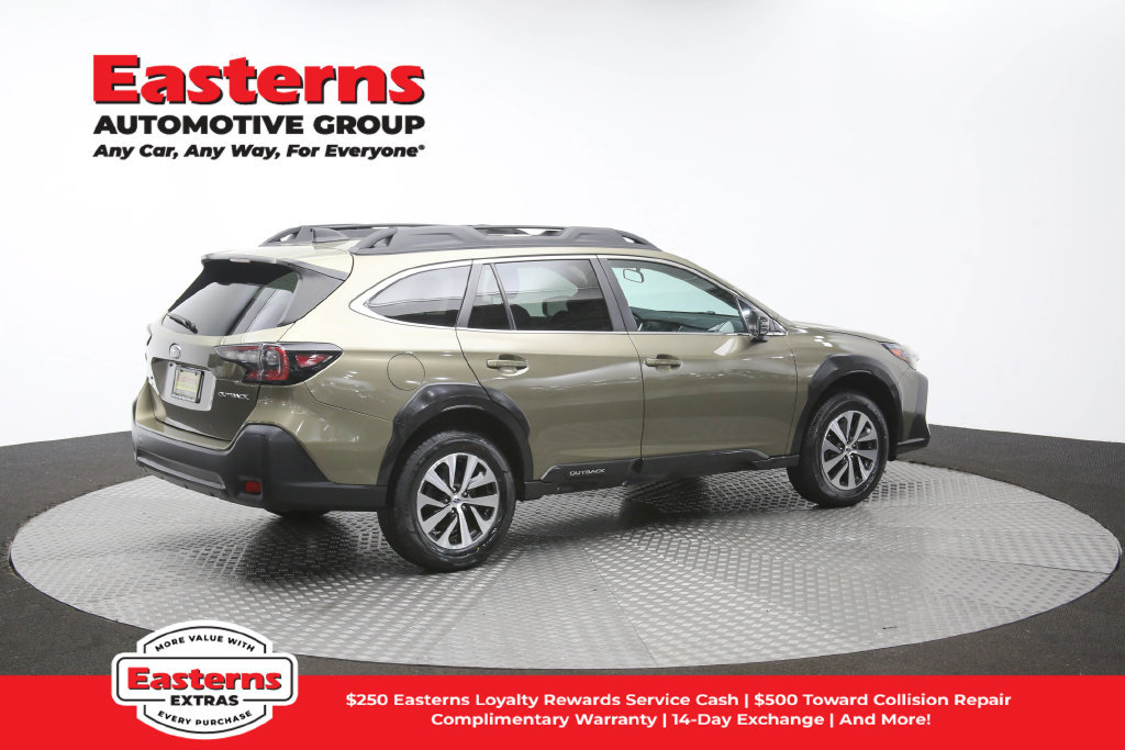 Used 2024 Subaru Outback Premium AWD/4WD image 37