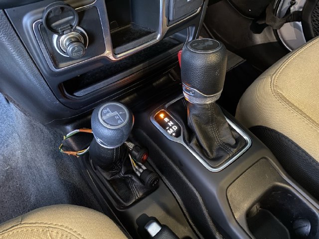 Used 2023 Jeep Wrangler Sport AWD/4WD image 24