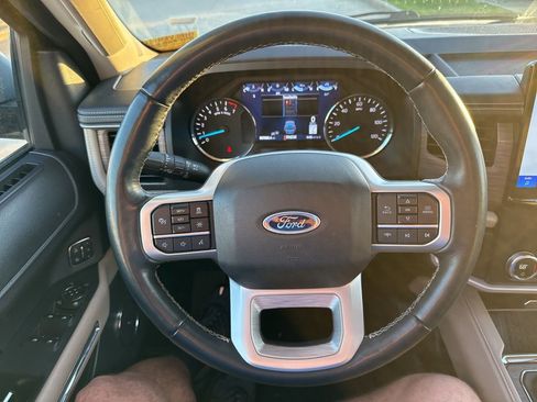 Used 2024 Ford Expedition Max Limited image 23