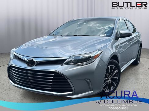 Used 2018 Toyota Avalon XLE FWD image 1