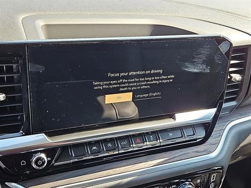 New 2026 GMC Sierra 1500 SLT image 19