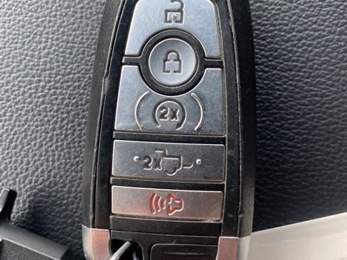 Used 2022 Ford F150 XLT w/ Equipment Group 302A High image 29