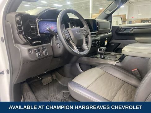 Used 2025 Chevrolet Silverado 1500 ZR2 w/ Technology Package AWD/4WD image 13