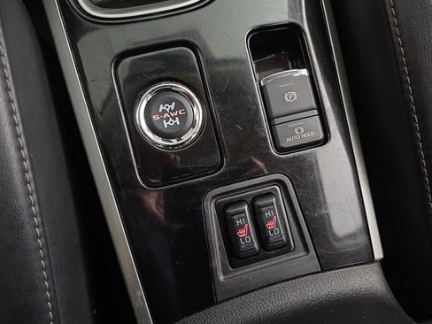 Used 2019 Mitsubishi Outlander SE AWD/4WD image 15