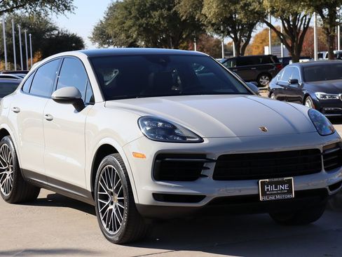 Used 2021 Porsche Cayenne Coupe image 2