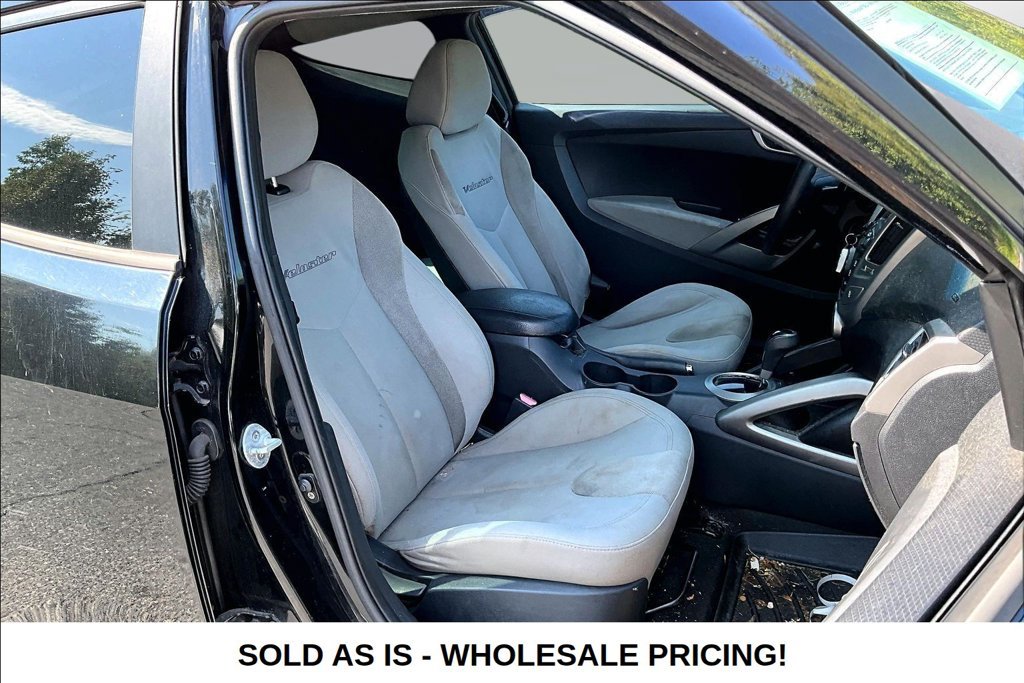 Used 2012 Hyundai Veloster FWD image 28