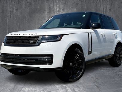 New 2025 Land Rover Range Rover SE