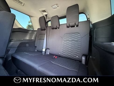 Used 2022 Nissan Pathfinder SV FWD image 38