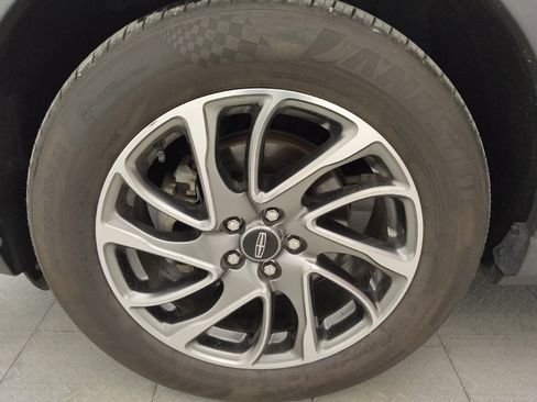 Used 2022 Lincoln Corsair FWD image 31
