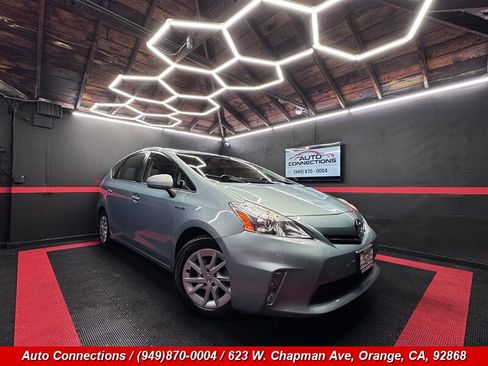 Used 2013 Toyota Prius V Three FWD image 1