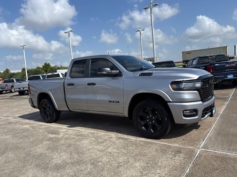 Used 2025 RAM 1500 Lone Star RWD image 7