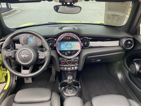 Certified 2024 MINI Cooper S image 76