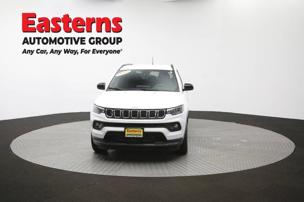 Used 2024 Jeep Compass Latitude AWD/4WD image 51