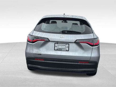 Used 2025 Honda HR-V LX image 6