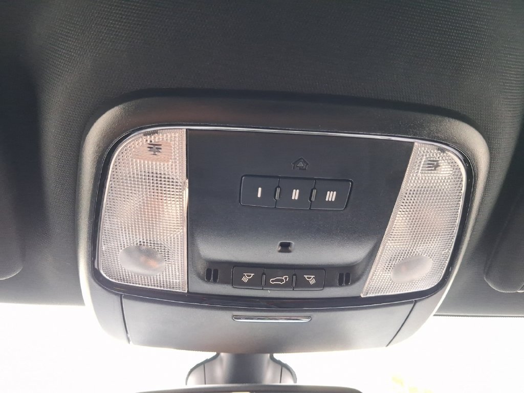 Used 2025 Dodge Durango GT RWD image 7