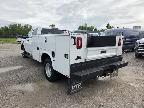 Used 2024 RAM 3500 Tradesman w/ Max Tow Package AWD/4WD image 3