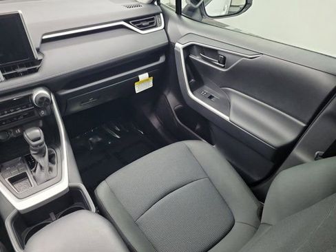 Used 2025 Toyota RAV4 LE image 16