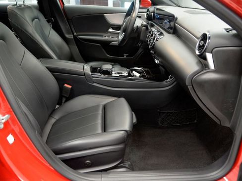 Used 2020 Mercedes-Benz A 220 4MATIC image 31