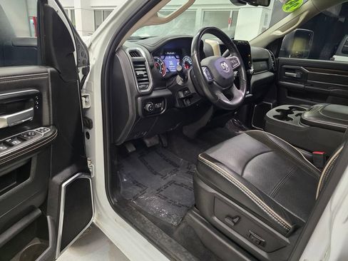 Used 2024 RAM 2500 Laramie AWD/4WD image 17