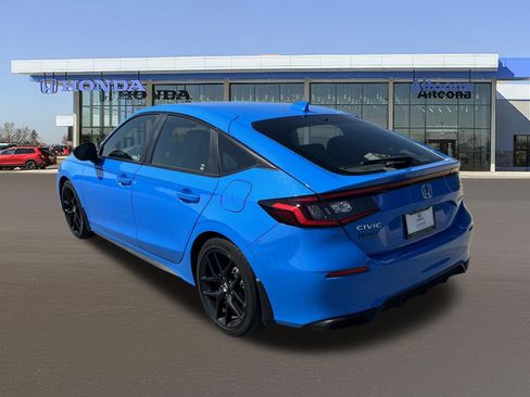 Used 2024 Honda Civic Sport image 3
