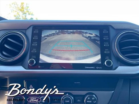 Used 2020 Toyota Tacoma SR5 image 8