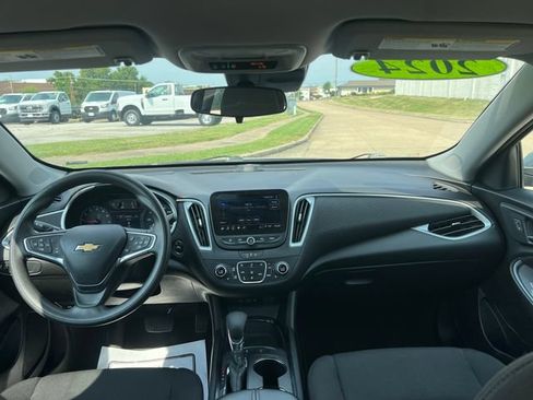 Used 2024 Chevrolet Malibu LT FWD image 19