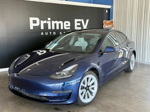 Used 2022 Tesla Model 3 RWD image 12