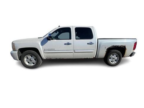 Used 2011 Chevrolet Silverado 1500 LTZ w/ LTZ White Diamond Edition image 2