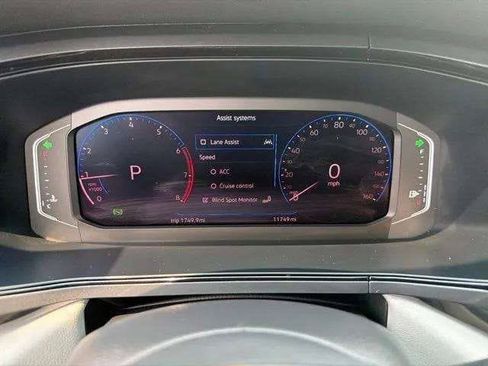 Certified 2024 Volkswagen Taos SEL AWD/4WD image 12
